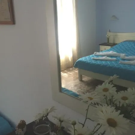 Askas Hotel Aegiali